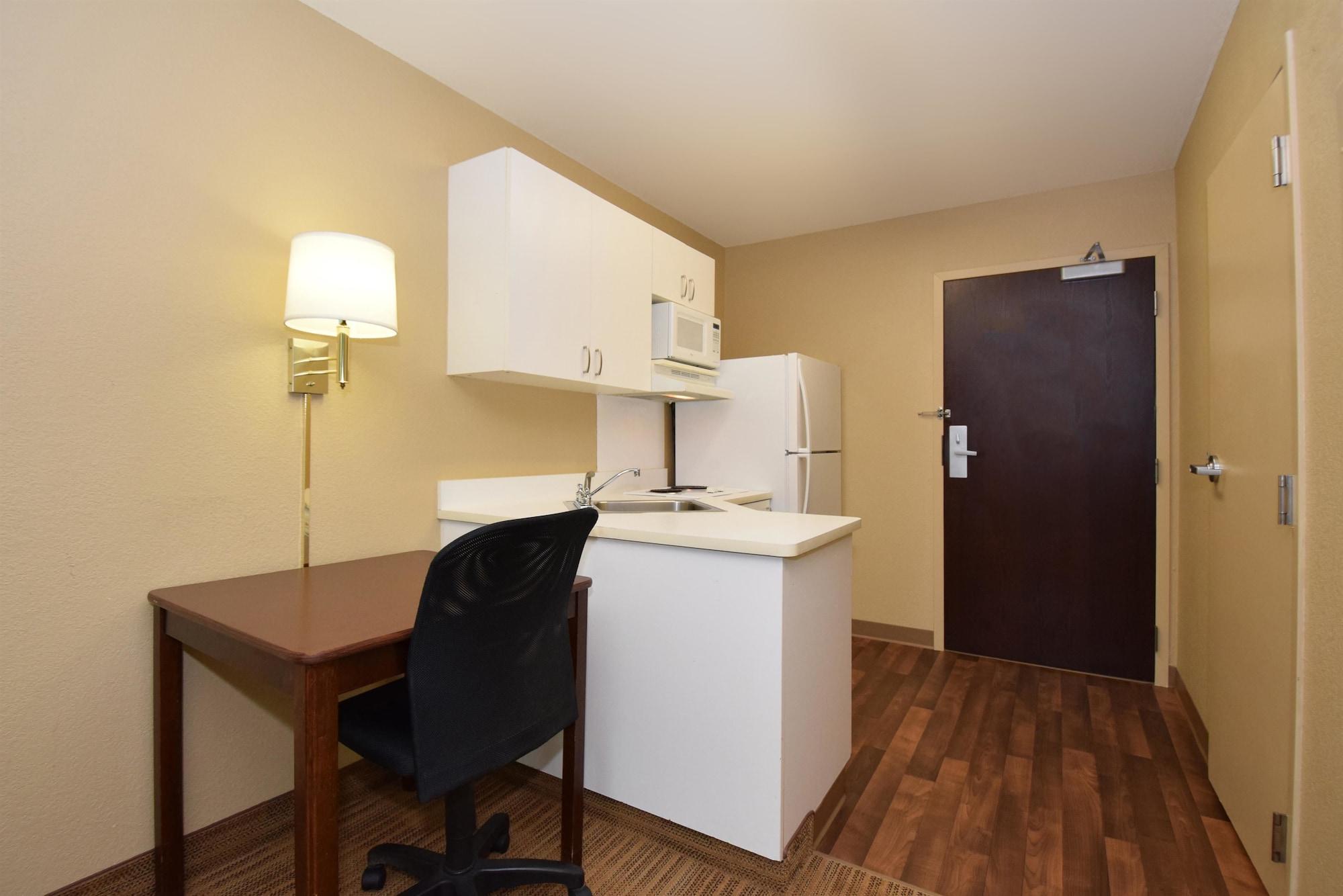 Extended Stay America Suites - Philadelphia - Plymouth Meeting - East Exterior foto